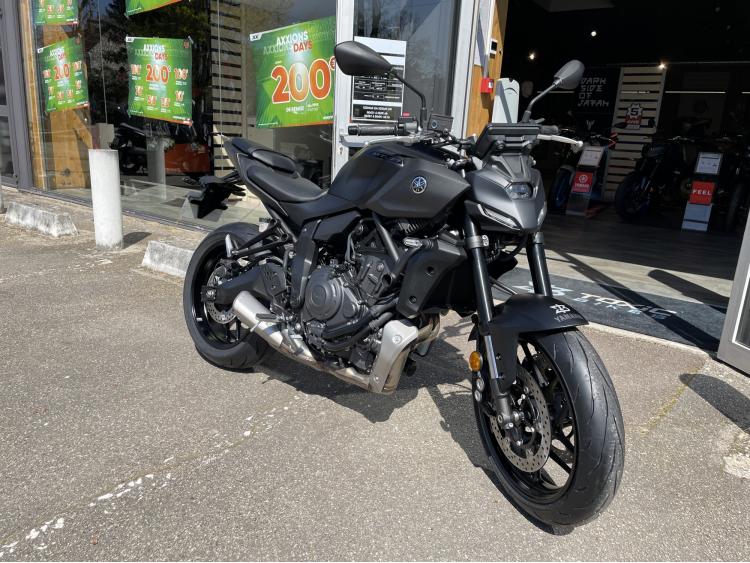YAMAHA MT-07 full ou bridée