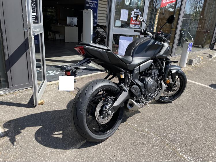 YAMAHA MT-07 full ou bridée