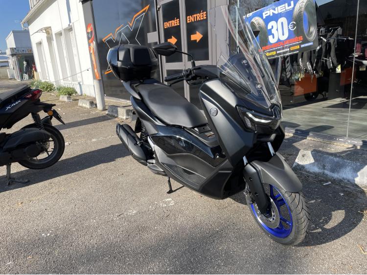 YAMAHA NMAX 125