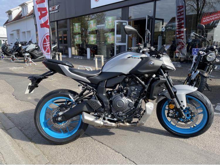 YAMAHA MT-07 full ou bridée