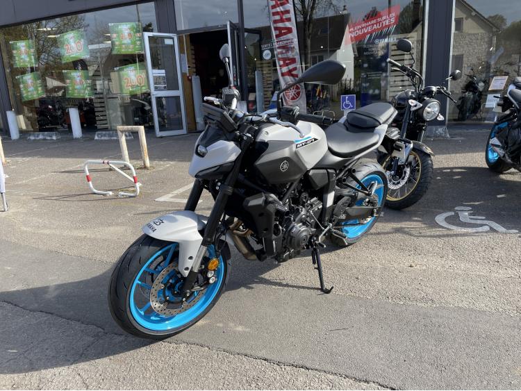 YAMAHA MT-07 full ou bridée