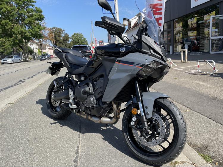 YAMAHA TRACER 9 Y-AMT