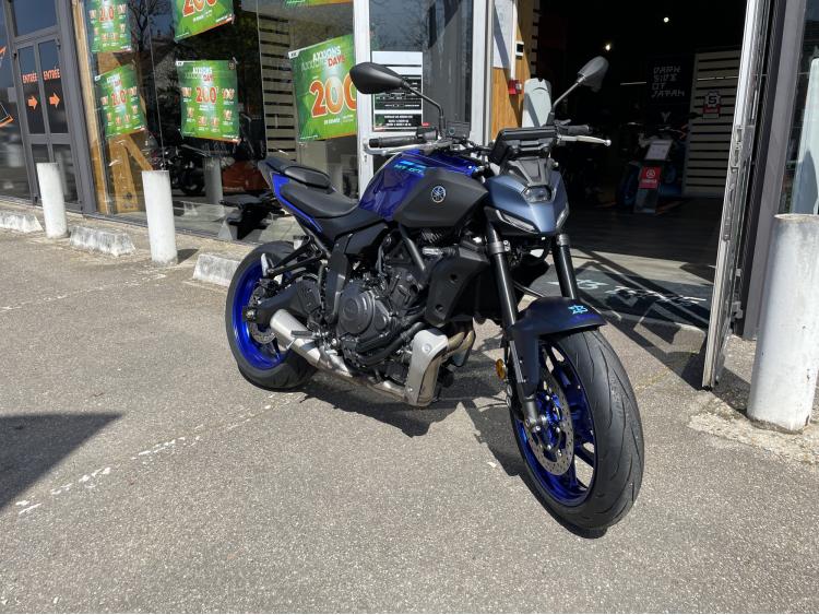 YAMAHA MT-07 full ou bridée