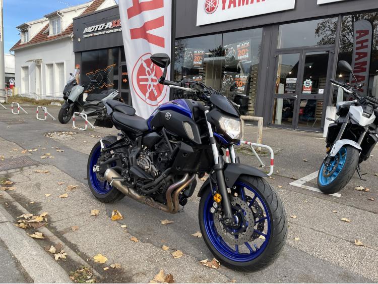 YAMAHA MT-07 A2 (47.5 CV / 35 KW)