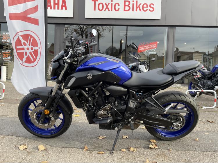 YAMAHA MT-07 A2 (47.5 CV / 35 KW)