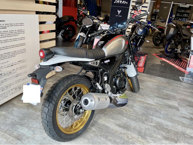 YAMAHA XSR 125 Legacy